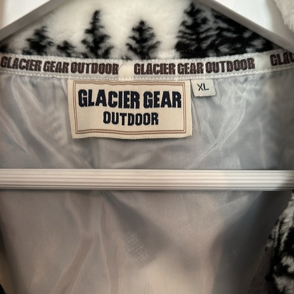 Glacier Gear Outdoor Fleece Vest Black & White trees pockets full zip XL - Picture 3 of 7